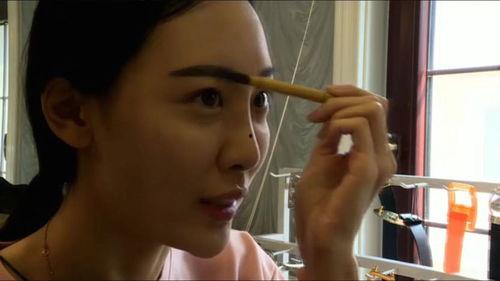 老虎们毁了几个女主播,老虎肆虐，毁掉多个直播间